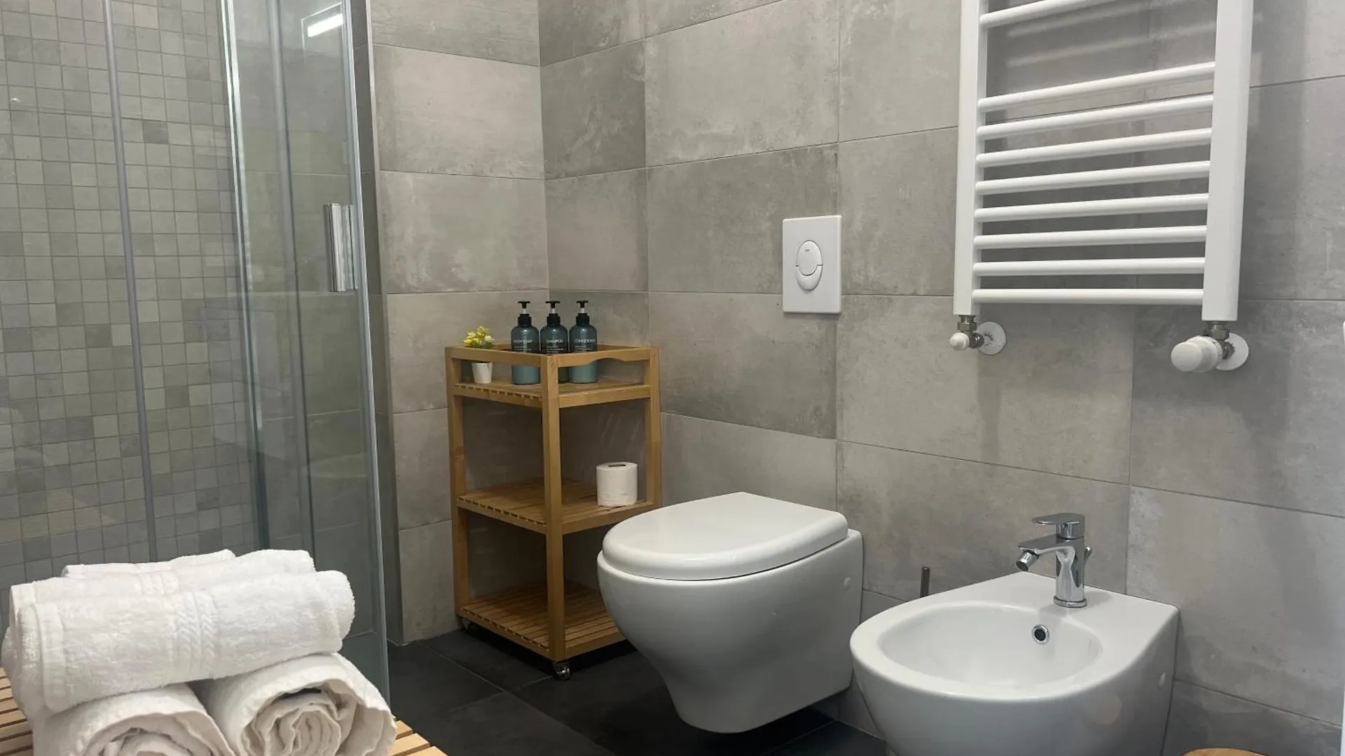 Apartmán Regina Milano In Melegnano - Wifi, Breakfast Box And Terrace