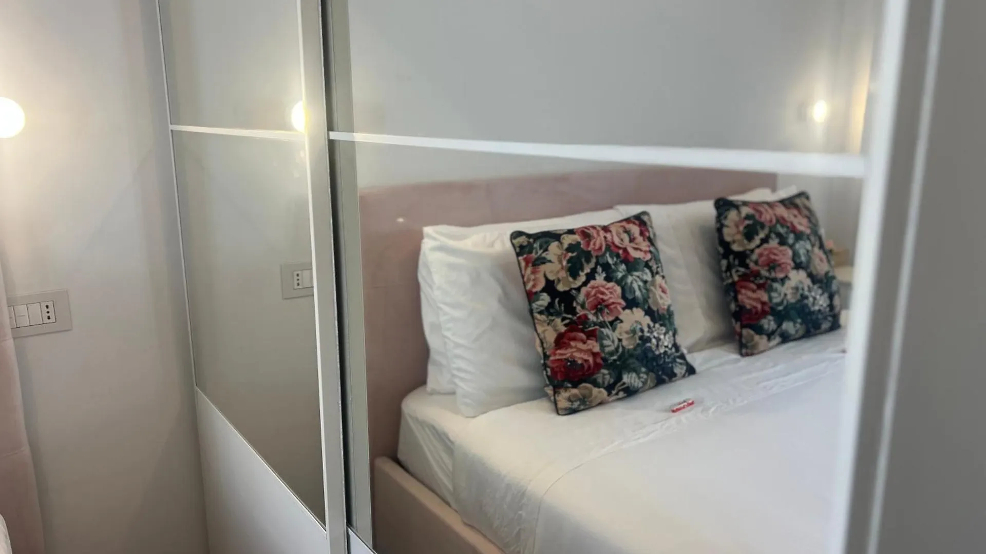 Apartmán Regina Milano In Melegnano - Wifi, Breakfast Box And Terrace